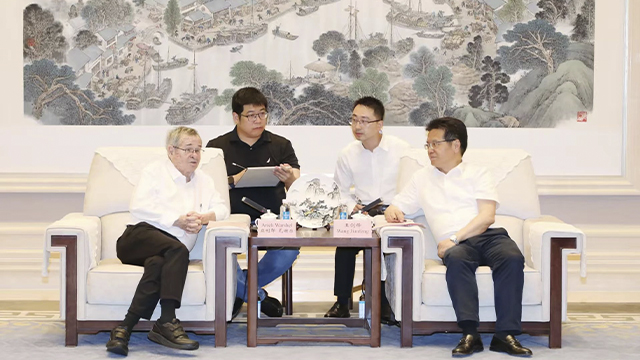 王劍鋒會(huì)見(jiàn)諾貝爾化學(xué)獎(jiǎng)得主亞利耶·瓦謝爾教授