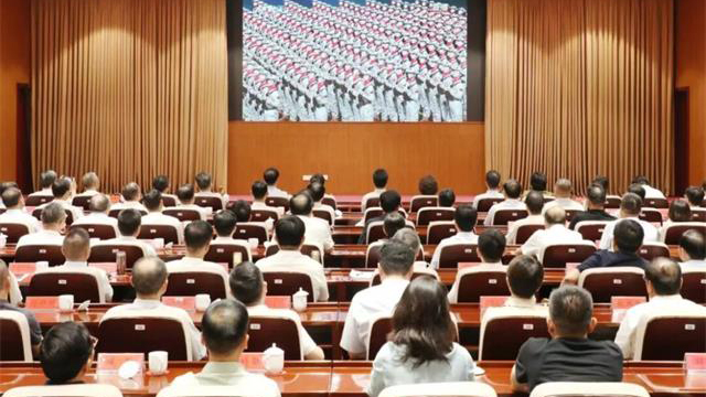 常州市四套班子領(lǐng)導(dǎo)集中收看紀(jì)念中國(guó)人民抗日戰(zhàn)爭(zhēng)暨世